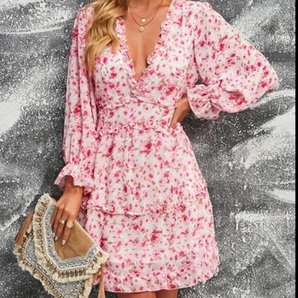 Dokotoo Dresses & Skirts - Women's Floral Deep V Neck Ruffle Flowing Short Dress